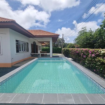 Mae Rampung Beach House Pool Villa Rayong Eksteriør bilde